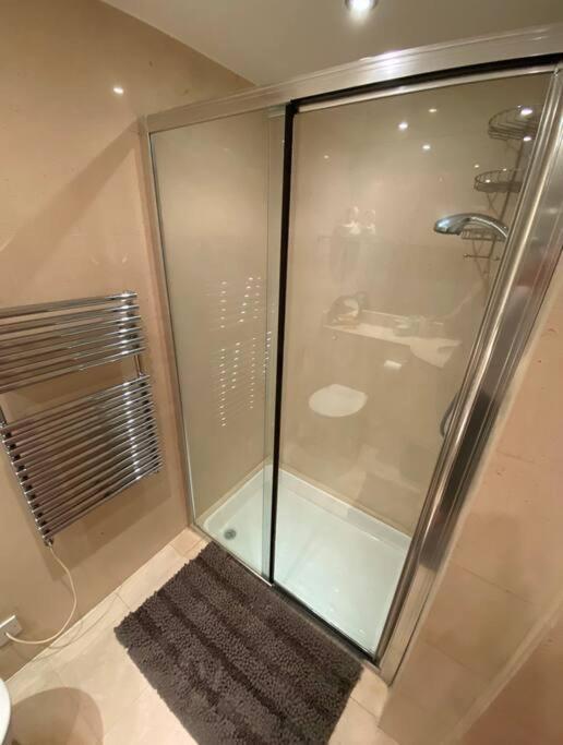 Spacious Flat In The Most Desirable Area Of London Ngoại thất bức ảnh